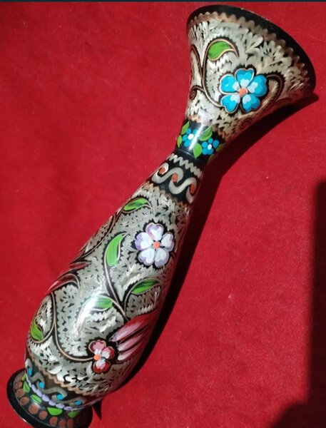 Vaza marocana din cupru pictata in email