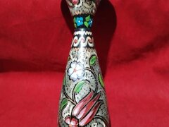 Vaza marocana din cupru pictata in email